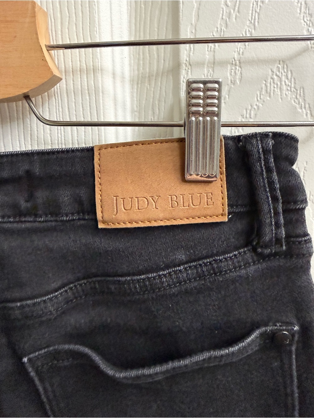 Judy Blue Black Skinny Jeans - Picture 5 of 5